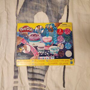 Play-Doh Shimmer N’ Shells Mixing Kit With 6 Compound & 7 Mix Ins Ages 4+ Hasbro